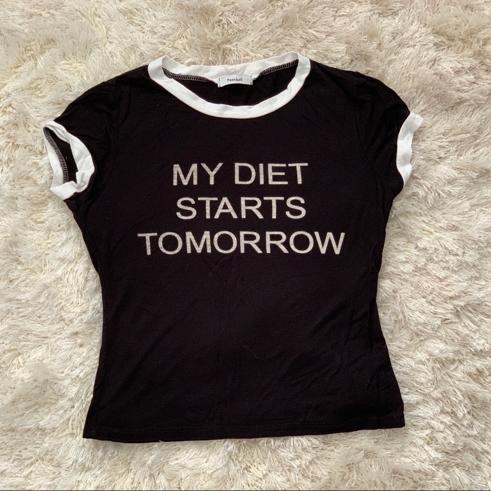 Graphic t shirt.